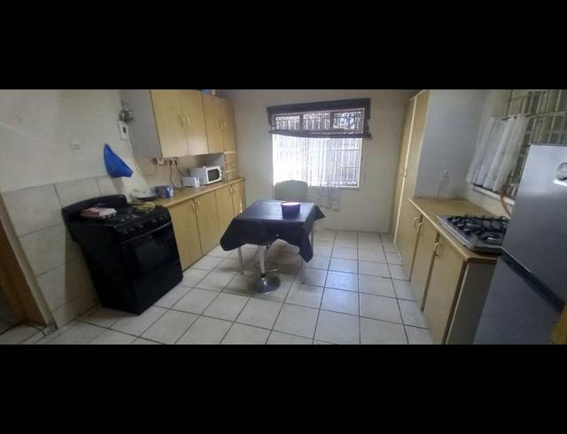 3 BEDROOM HOUSE FOR SALE IN THREE RIVERS